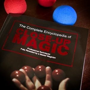 Complete Encyclopedia Of Close Up Magic - Walter B Gibson